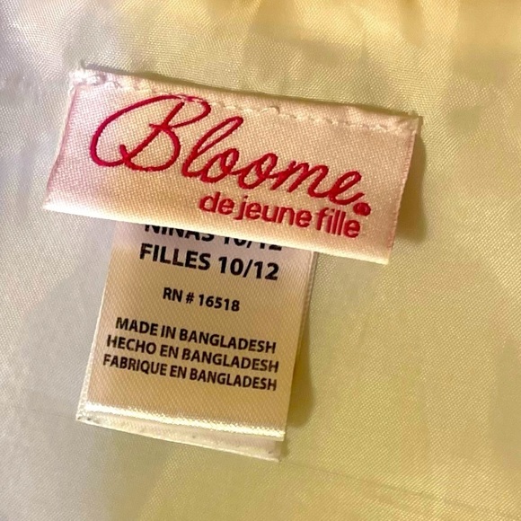 BLOOME DE JEUNE FILLE White Faux Fur Cropped Jacket Girls Size 10-12 - Picture 10 of 11